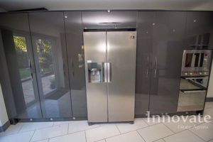 Photo 6- click for photo gallery